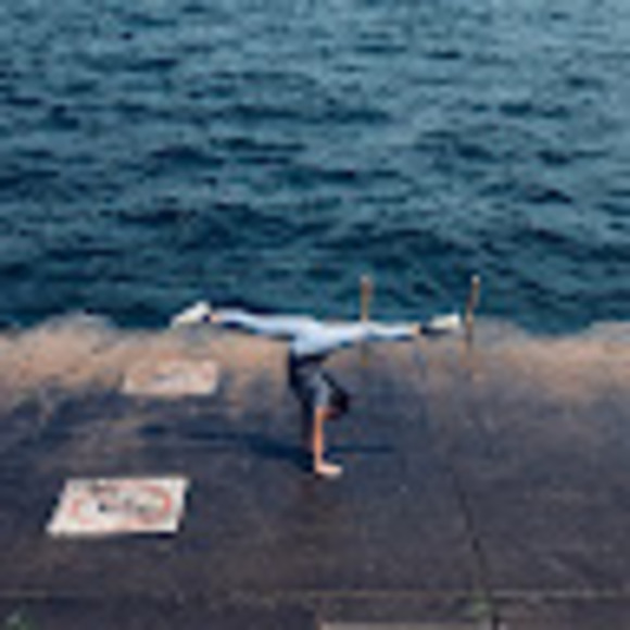 Meet your Posher, Isabelle - Picture 1 of 1